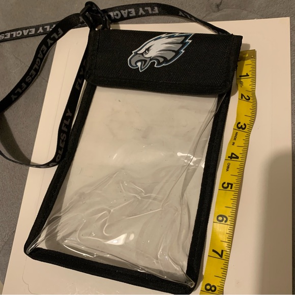 VINTAGE CLEAR NFL PHILADELPHIA EAGLES
STADIUM LOGO EAGLES 
STRAP BAG NECK - Picture 8 of 13